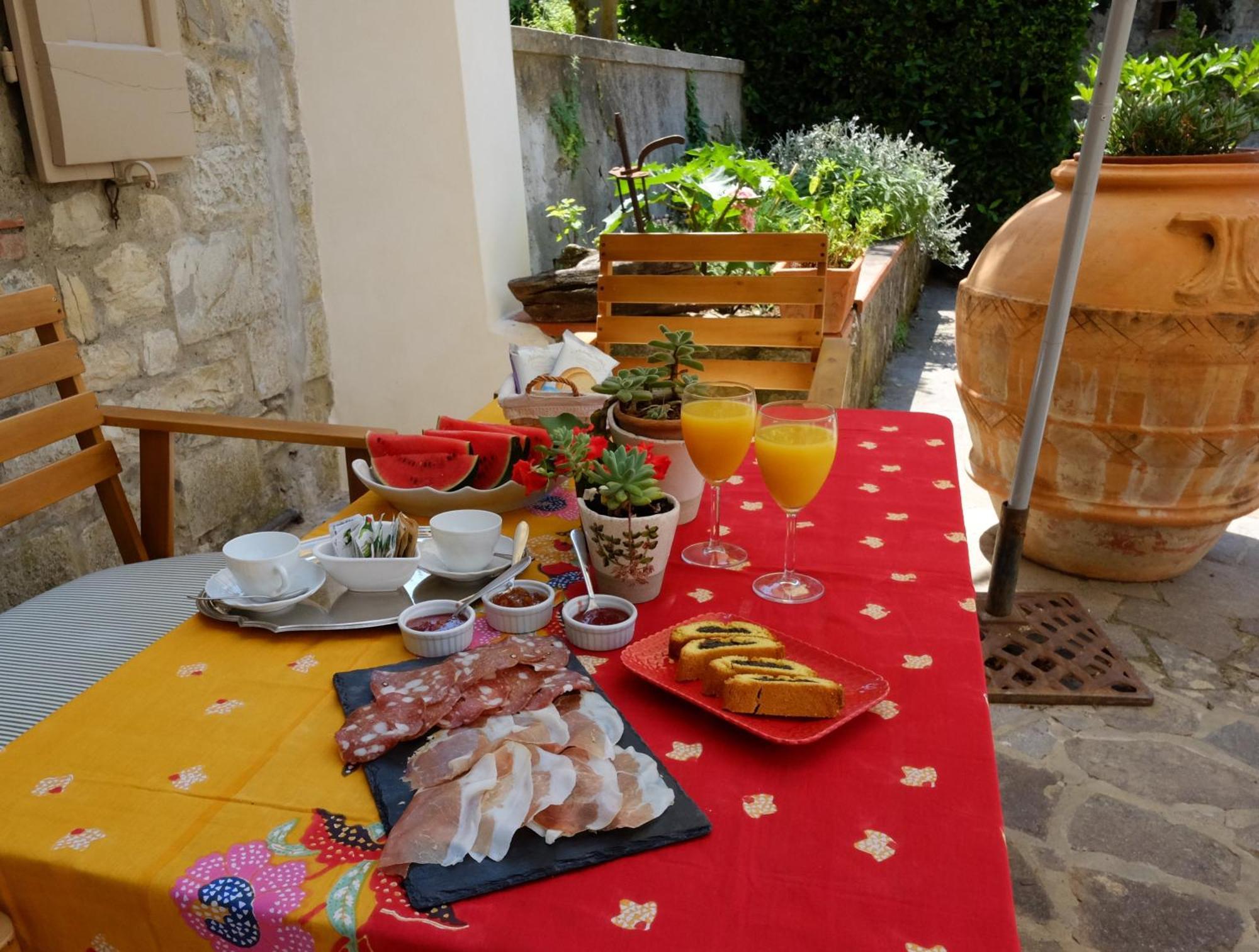 Agriturismo Il Ponticello Vaiano  Екстер'єр фото